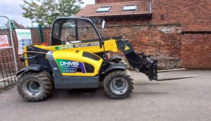 Compact 1245 Kramer forklift on site